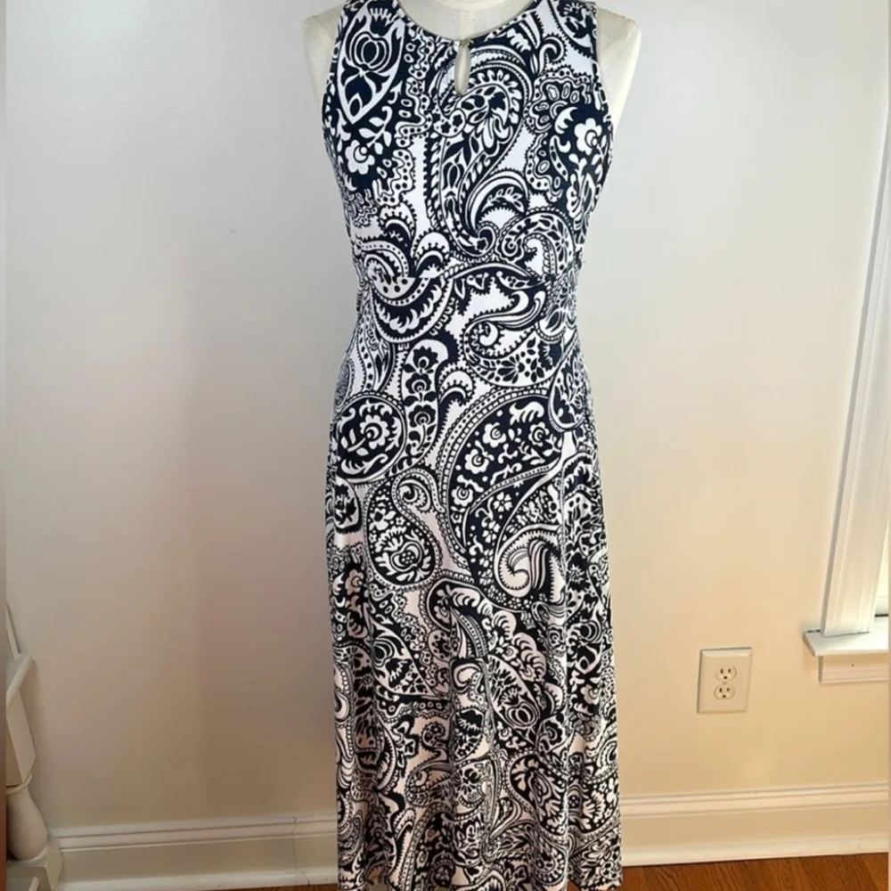 Talbot's Navy Paisley and Floral Sleeveless Maxi Dress Size Small Petite - Picture 9 of 9